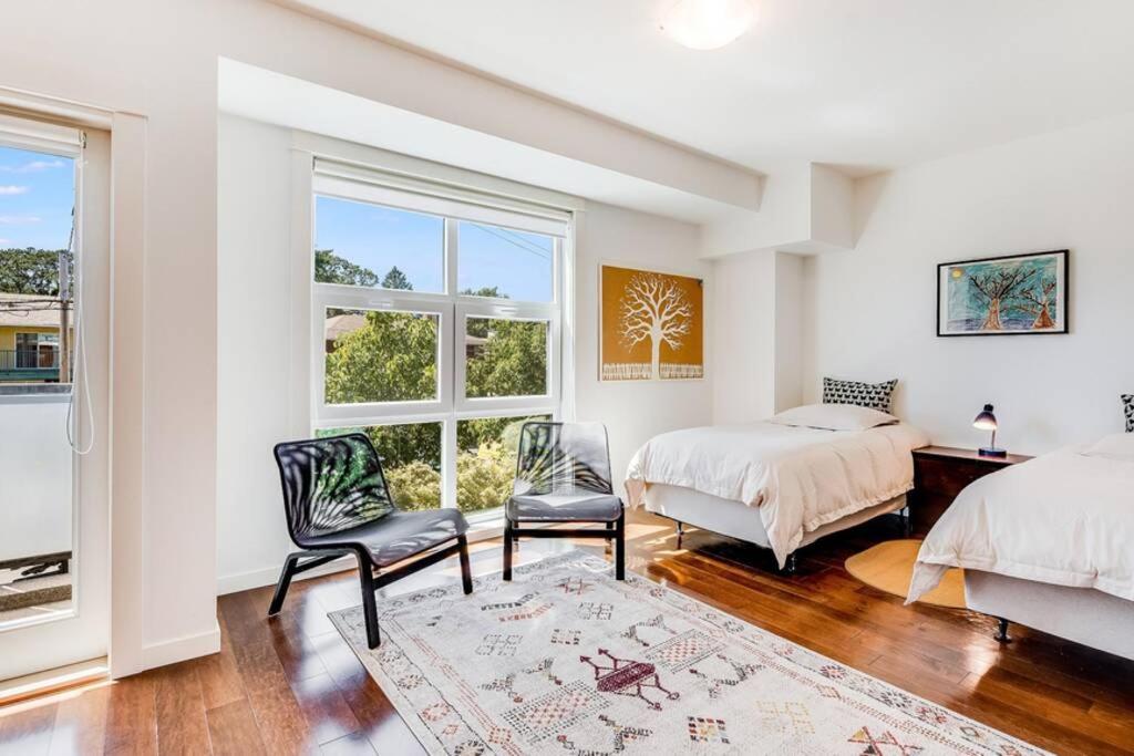 Cedar Hill Sunlit Stay - Bright Spacious & Modern Victoria Kültér fotó
