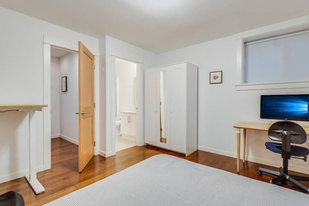 Cedar Hill Sunlit Stay - Bright Spacious & Modern Victoria Kültér fotó