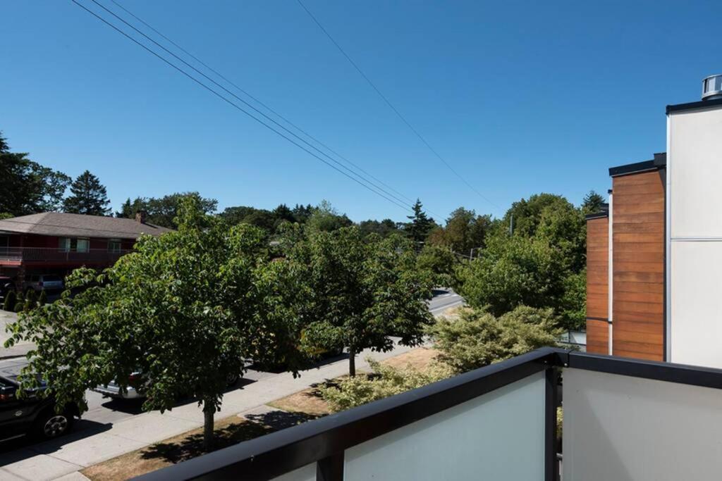 Cedar Hill Sunlit Stay - Bright Spacious & Modern Victoria Kültér fotó